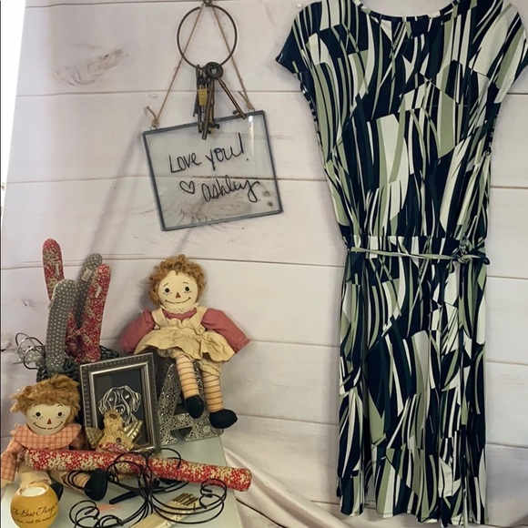 Banana Republic; Navy; Green; Midi; Wrap Dress; L - Picture 5 of 8